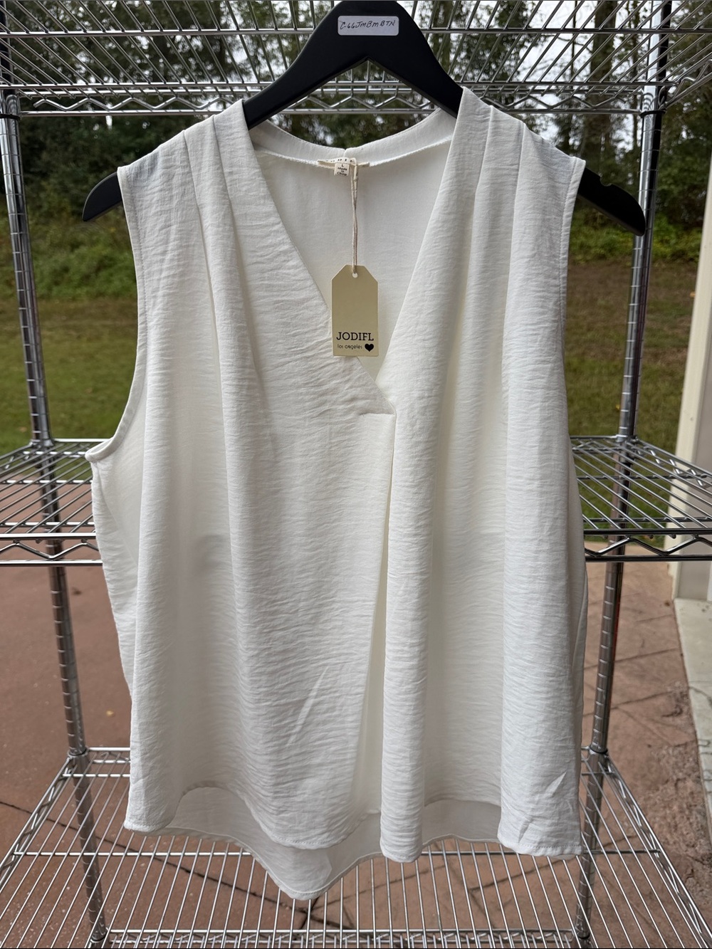 JODIFL Women's Ivory V-Neck Textured Sleeveless Camisole